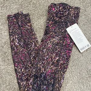 Lululemon invigorated tight size 2